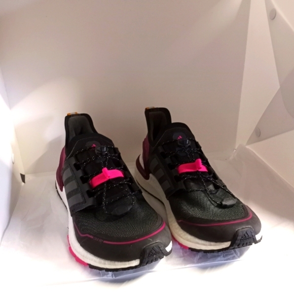 Women's Adidas Ultraboost 4.0 Running Shoes